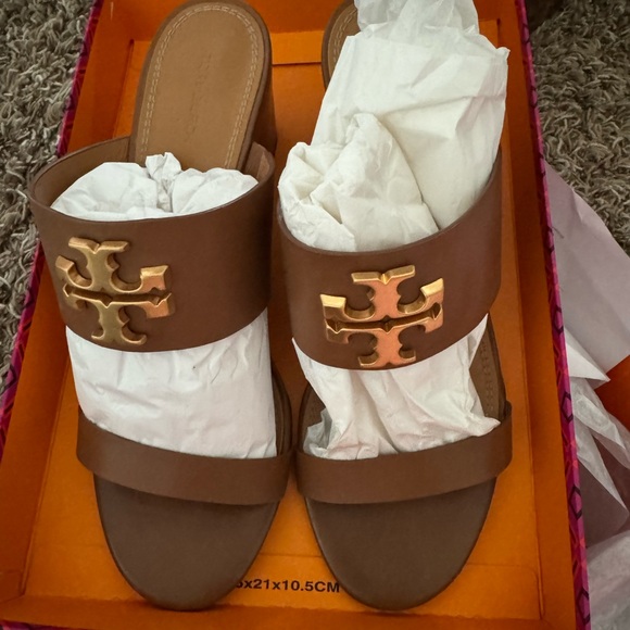 Tory Burch sandals size 10 - Picture 4 of 11